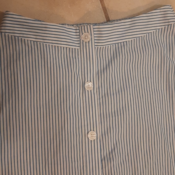 Skirt - Picture 2 of 3